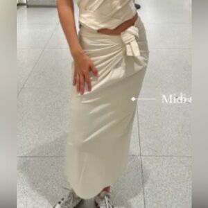 Zara Cream Midi Skirt